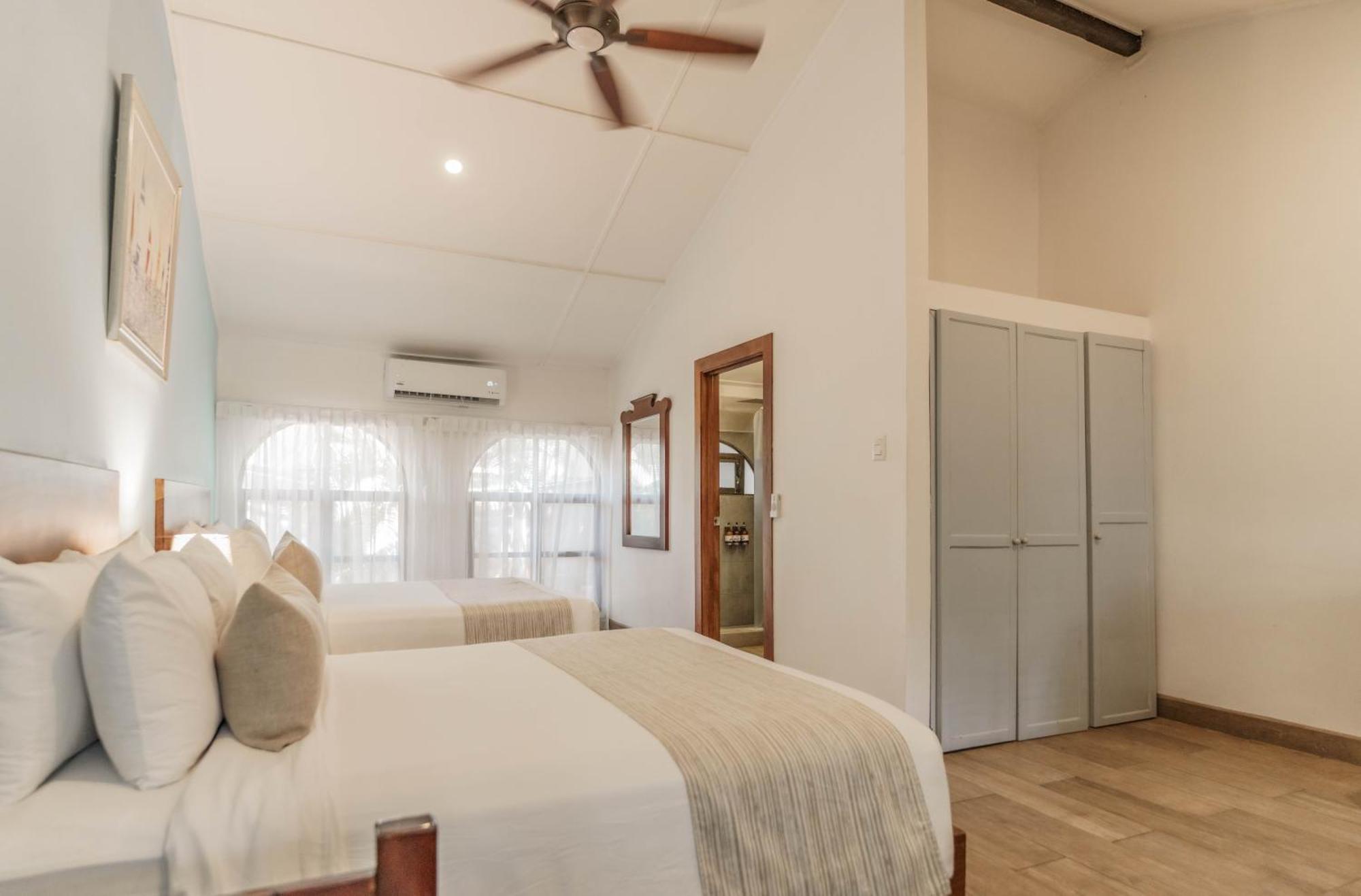 Bahia Del Sol Beach Front Boutique Hotel Potrero  Bagian luar foto
