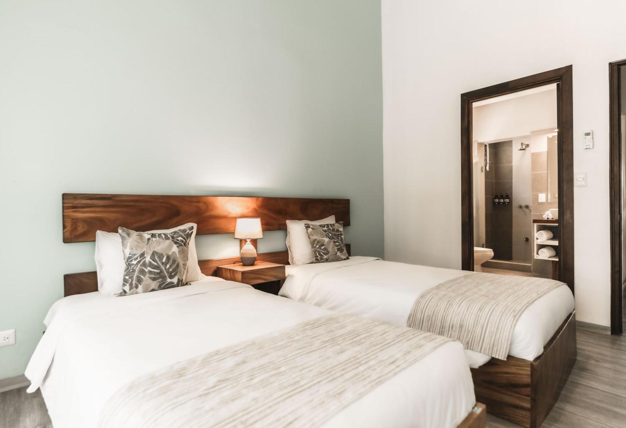 Bahia Del Sol Beach Front Boutique Hotel Potrero  Bagian luar foto